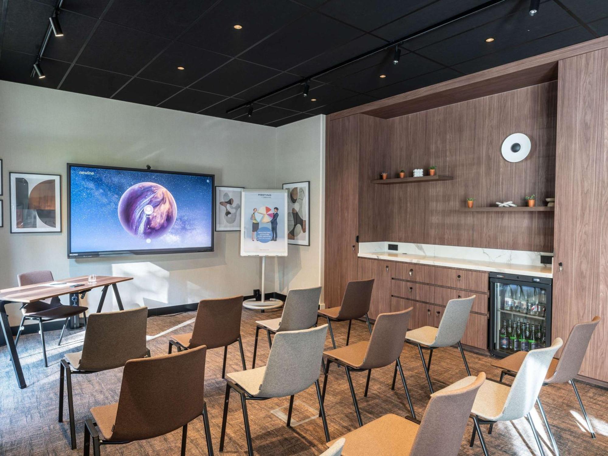 Novotel Nantes Centre Bord De Loire Екстер'єр фото