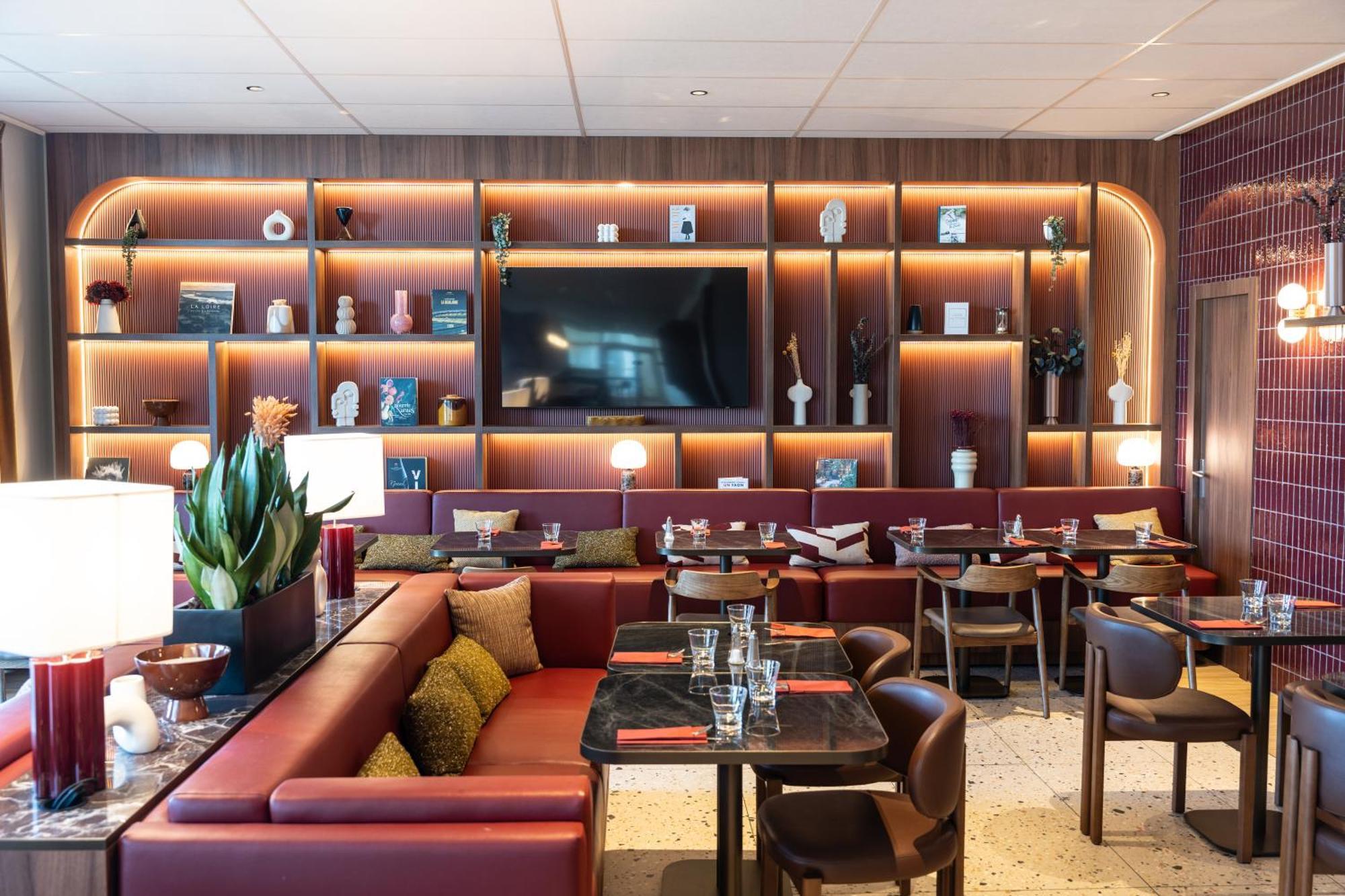 Novotel Nantes Centre Bord De Loire Екстер'єр фото