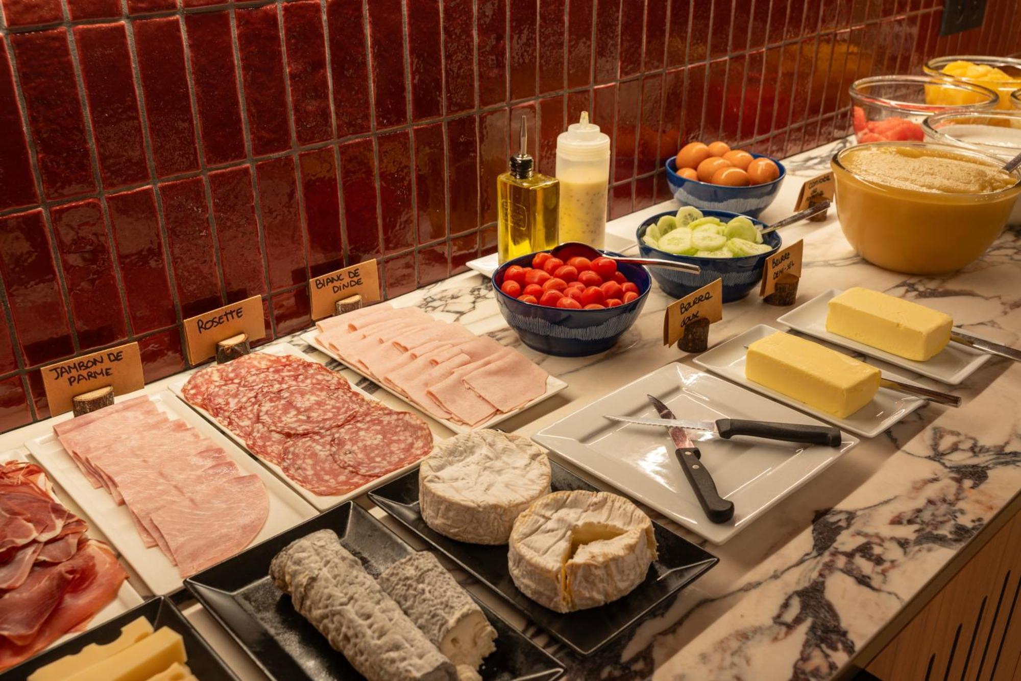 Novotel Nantes Centre Bord De Loire Екстер'єр фото