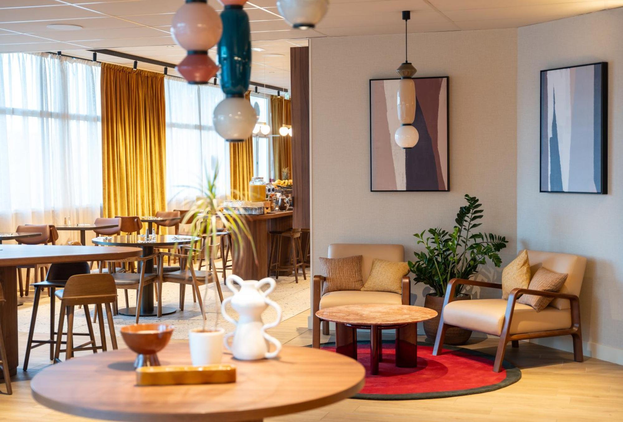 Novotel Nantes Centre Bord De Loire Екстер'єр фото