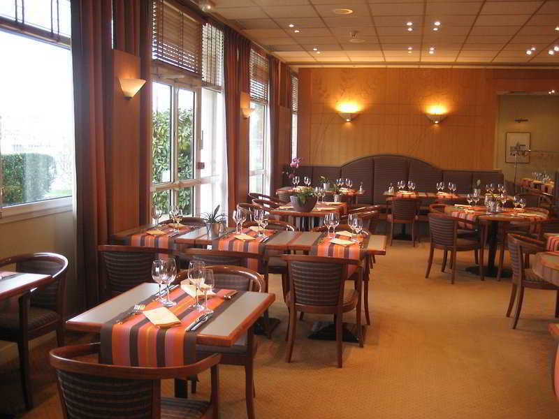 Novotel Nantes Centre Bord De Loire Екстер'єр фото