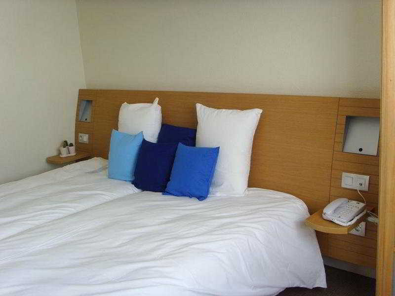 Novotel Nantes Centre Bord De Loire Екстер'єр фото