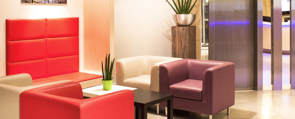 Novotel Nantes Centre Bord De Loire Екстер'єр фото